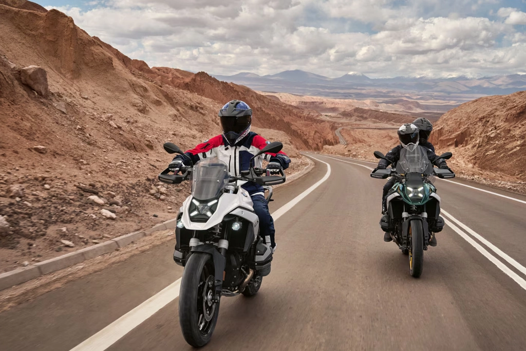 bmw_motorrad_r_1300_gs_banner_320566134.webp
